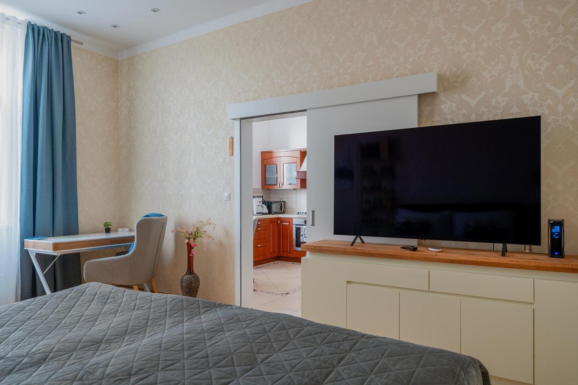 Apartment Amelie การ์โลวีวารี ภายนอก รูปภาพ